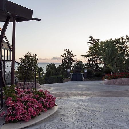 Casa Ferretti Di Ferretti Village Silvi Marina Buitenkant foto