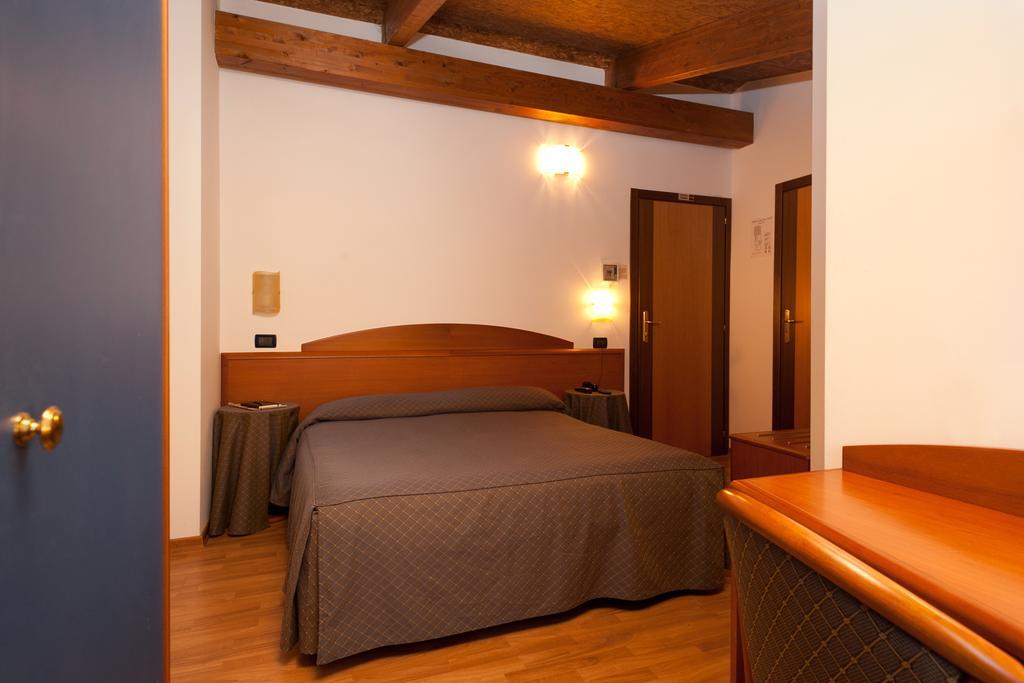 Casa Ferretti Di Ferretti Village Silvi Marina Kamer foto