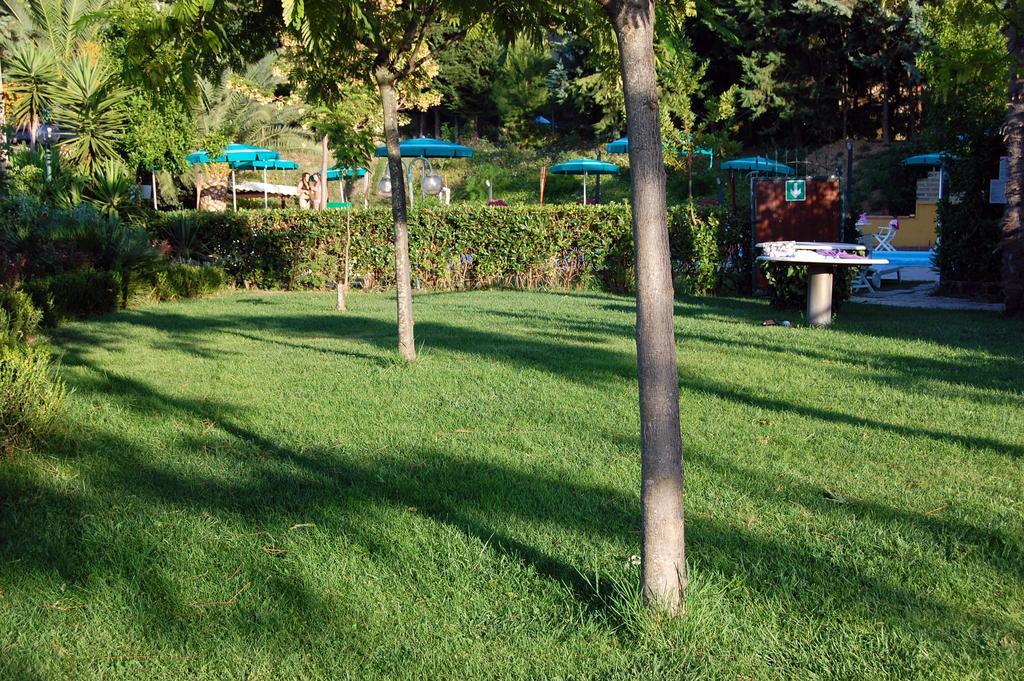 Casa Ferretti Di Ferretti Village Silvi Marina Buitenkant foto