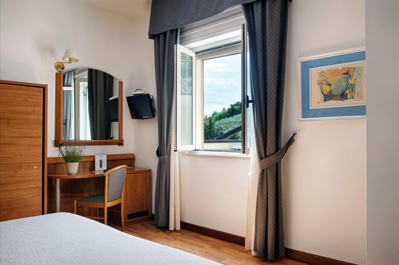 Casa Ferretti Di Ferretti Village Silvi Marina Buitenkant foto